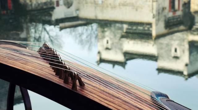 傳統(tǒng)古箏曲目_傳統(tǒng)的古箏_古箏曲傳統(tǒng)曲目