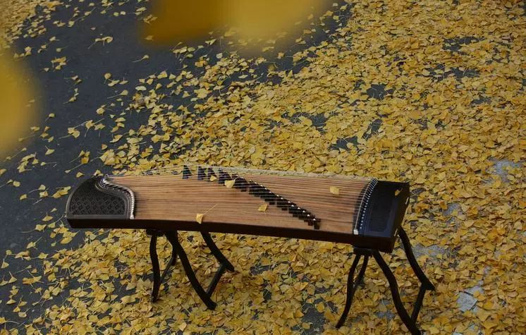 以下哪首作品不屬于古琴曲?_古琴曲首作品以下屬于曲調的是_屬于古琴曲的是