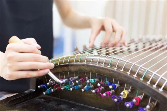 古箏調音器7怎么調音_古箏調音器視頻_調音古箏器軟件下載